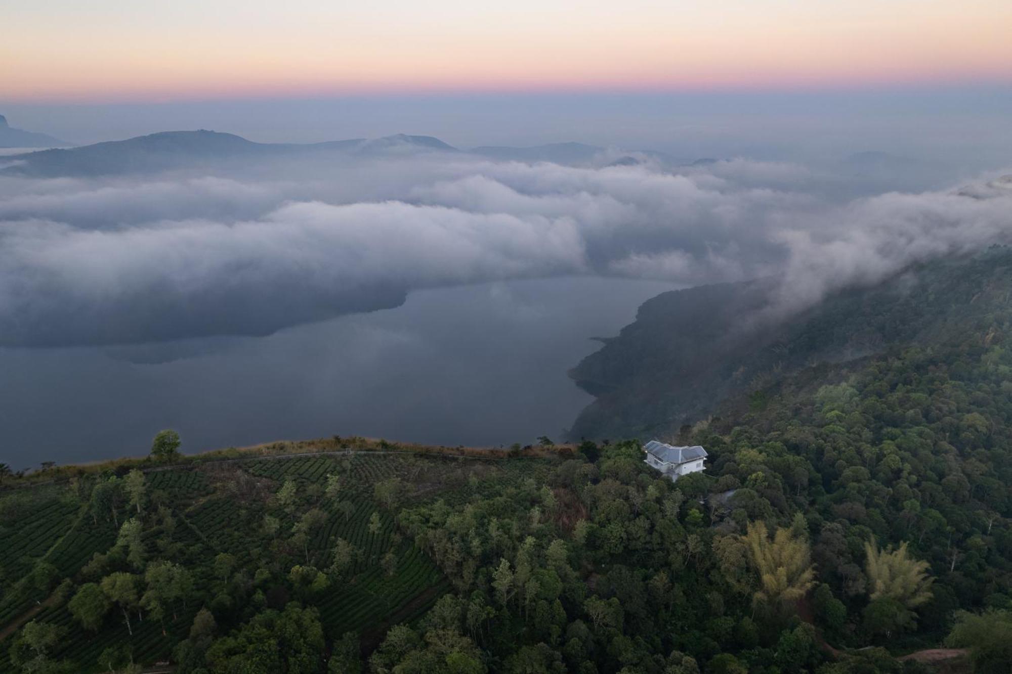 Avadale Idukki - Stag Groups Not Allowed Exterior photo